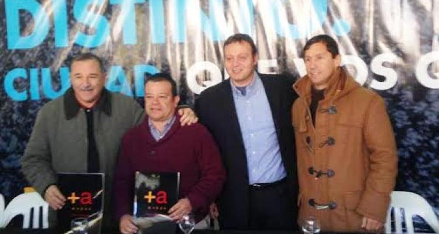 Ramanzini y Rocca participaron de la inauguración de locales massistas en Baradero