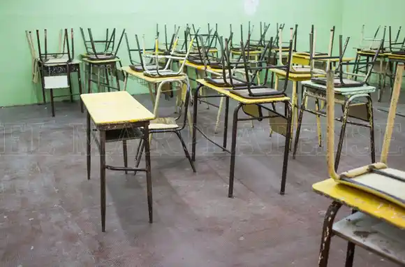 Trotta convocó a la ministra de Educación bonaerense para abordar plan de regreso a clases