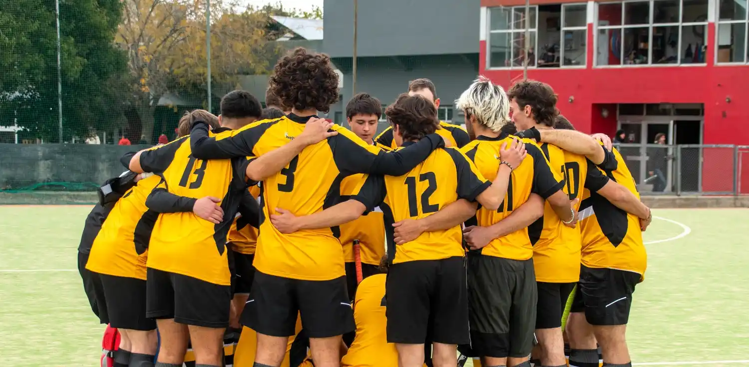 Los varones de Uncas cosecharon una derrota y un empate en la segunda jornada en Santiago del Estero.