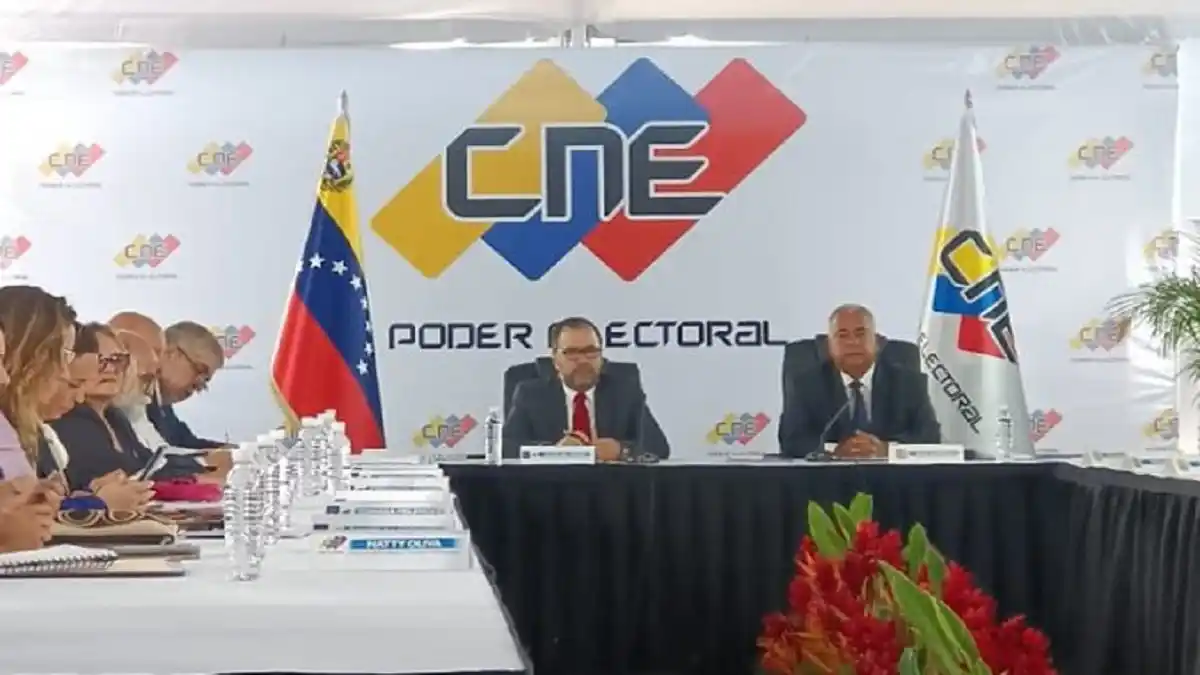 «ACLAREN SU SITUACIÓN»: Elvis Amoroso asegura que se inscribieron los candidatos apoyados por sus partidos