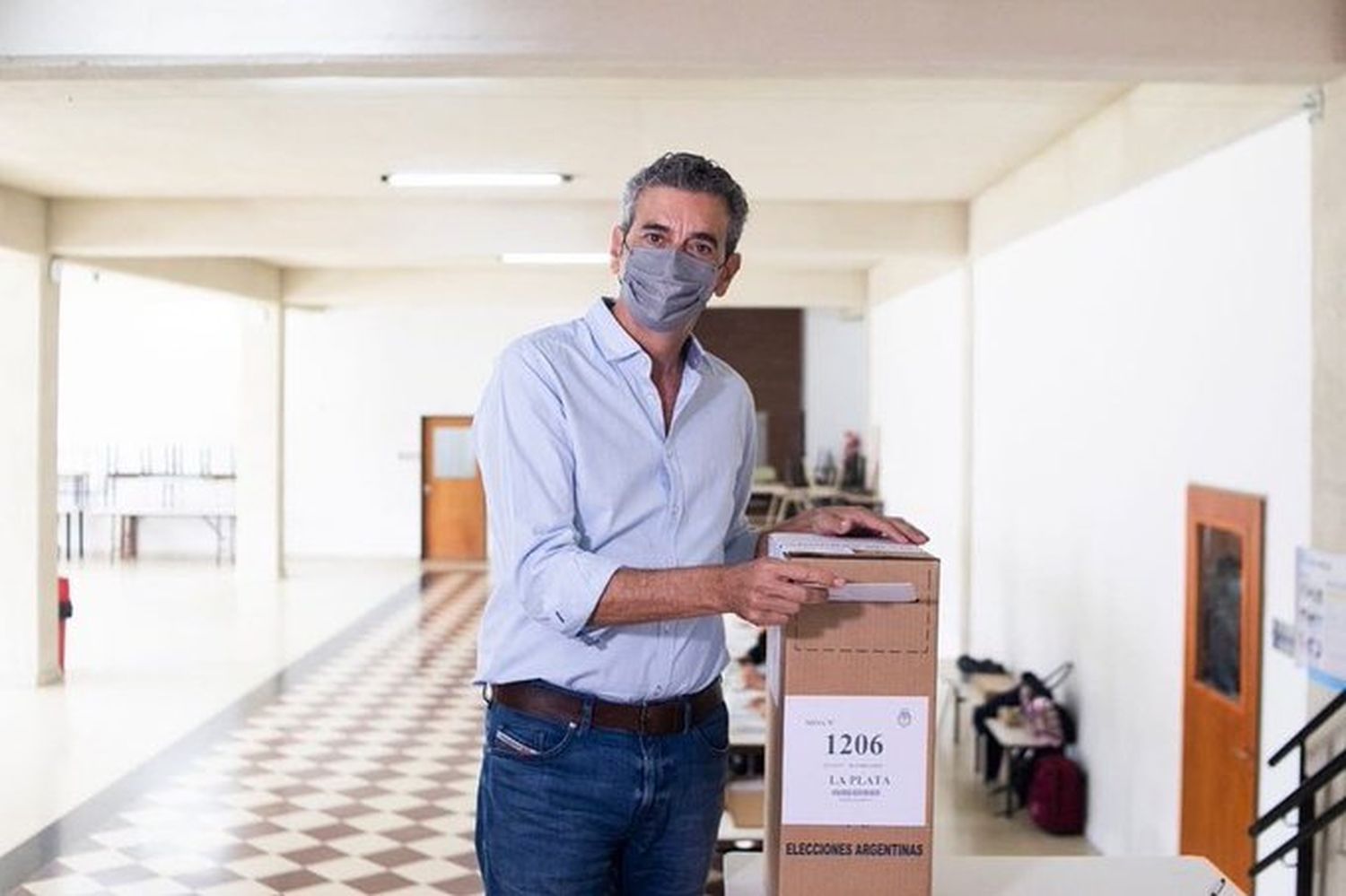 Votó Florencio Randazzo en La Plata y reflexionó: "Este país va a cambiar el día que dejemos de votar en contra"