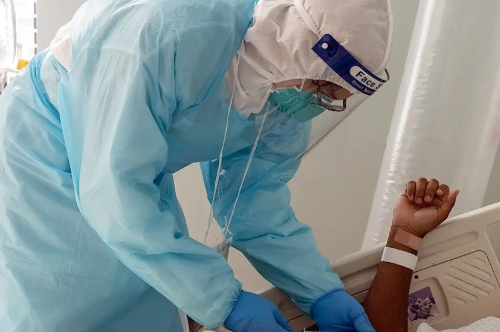 Detectaron otra variante del nuevo coronavirus