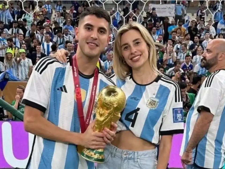 La ex mujer de Exequiel Palacios vendió la medalla y la camiseta de Qatar 2022 para pagar su departamento