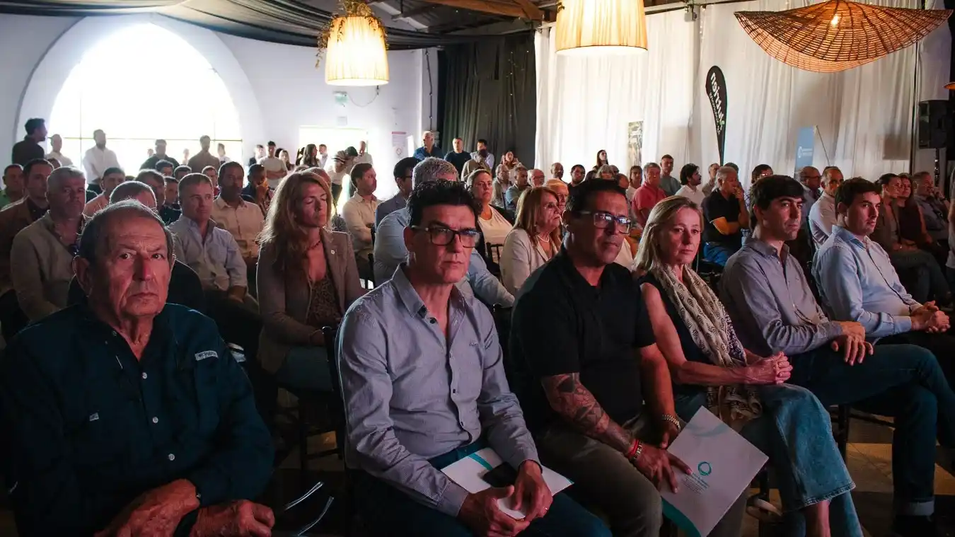 Puerto Quequén planteó la necesidad de un plan logístico regional durante la Mesa Redonda de la Fiesta del Trigo