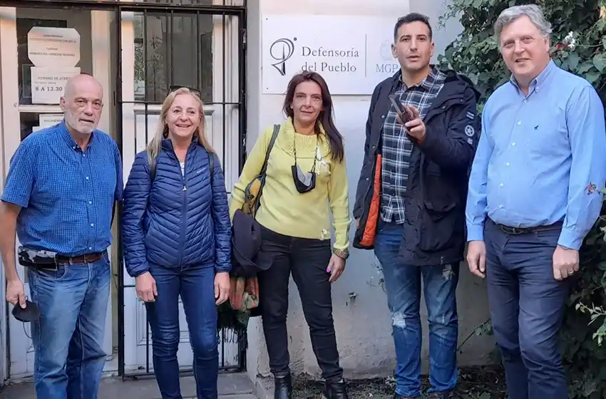 "La escuela no se ataca, la escuela no se rompe"