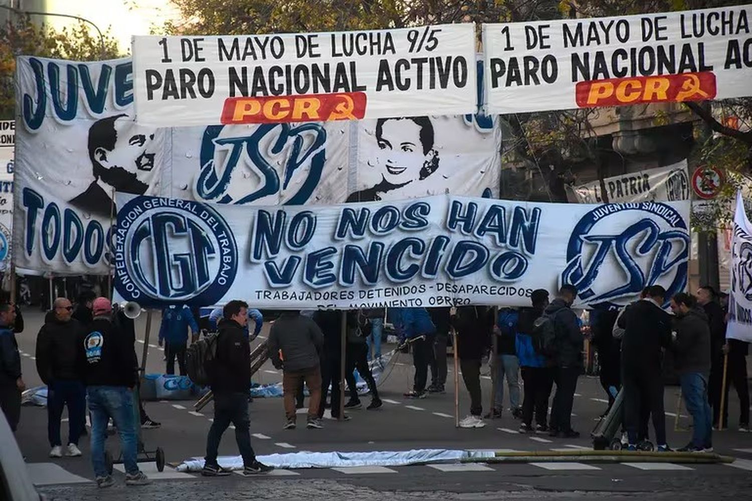 La CGT marcha en el Día del Trabajador contra las políticas de Milei