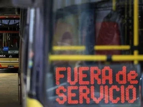 Paro de colectivos en La Matanza tras el brutal ataque a un chofer: “Así no se puede trabajar”