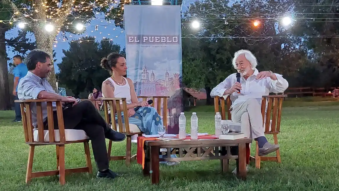 ‘Entre talas y glicinas’ fue el espacio para el reencuentro con la literatura villaguayense