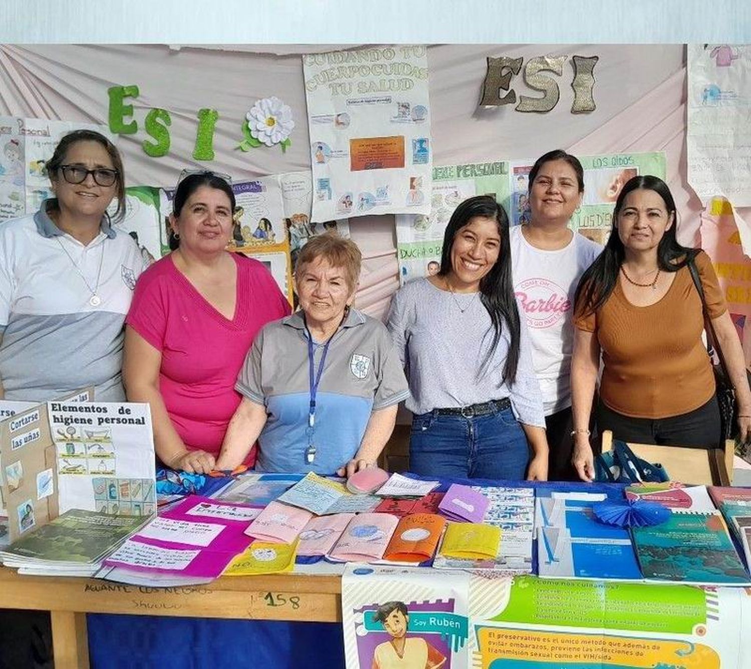 Desarrollan propuestas para garantizar 
el cumplimiento de la ESI en las escuelas