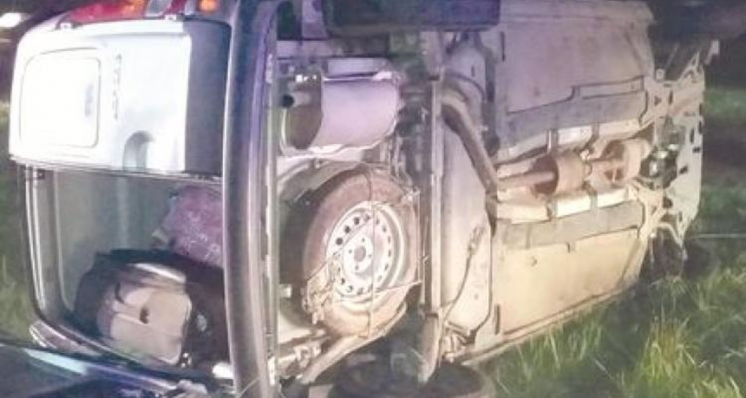 Ocho heridos y un muerto en accidente en Ruta 9