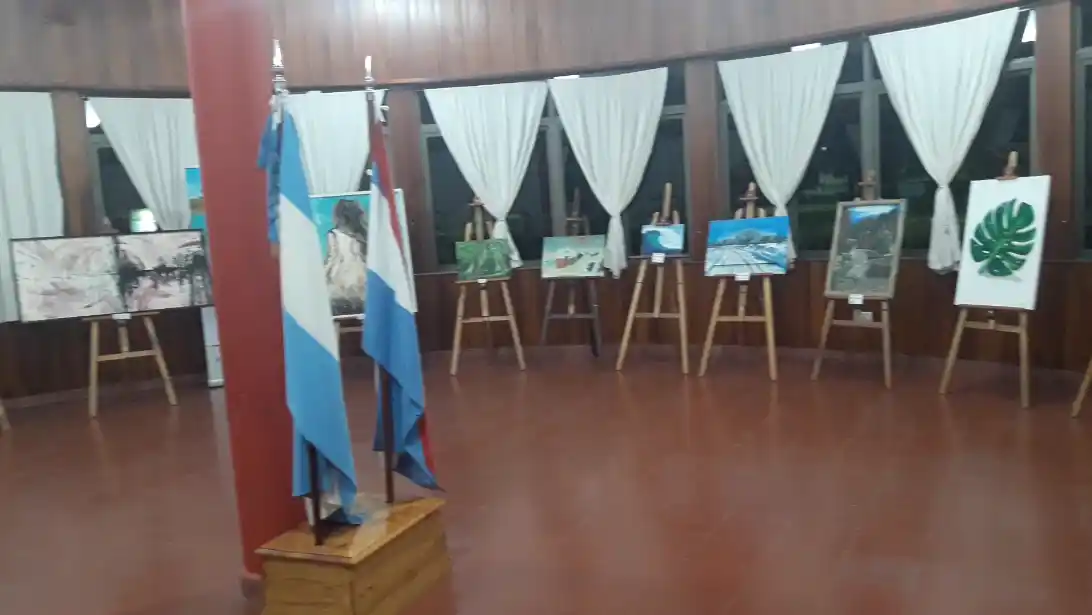 LSM: Artistas plásticos locales presentan sus trabajos en el mes de la Vida Saludable