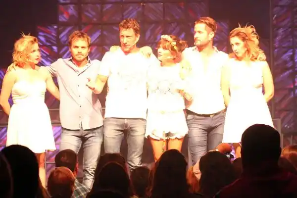 El conmovedor mensaje de Nico Vázquez en su regreso al teatro