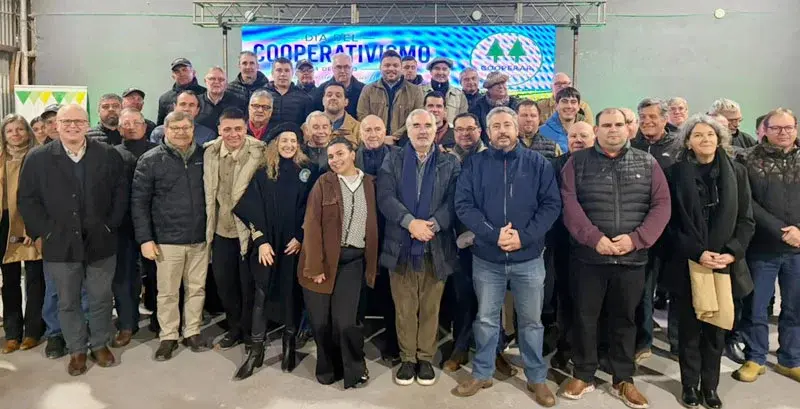 FAA Entre Ríos y CAFER impulsaron un seminario para reflexionar sobre el presente y el futuro del cooperativismo