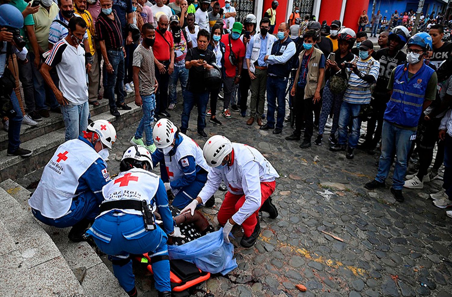 El Gobierno y los manifestantes buscan un acuerdo para salir de la crisis en Colombia