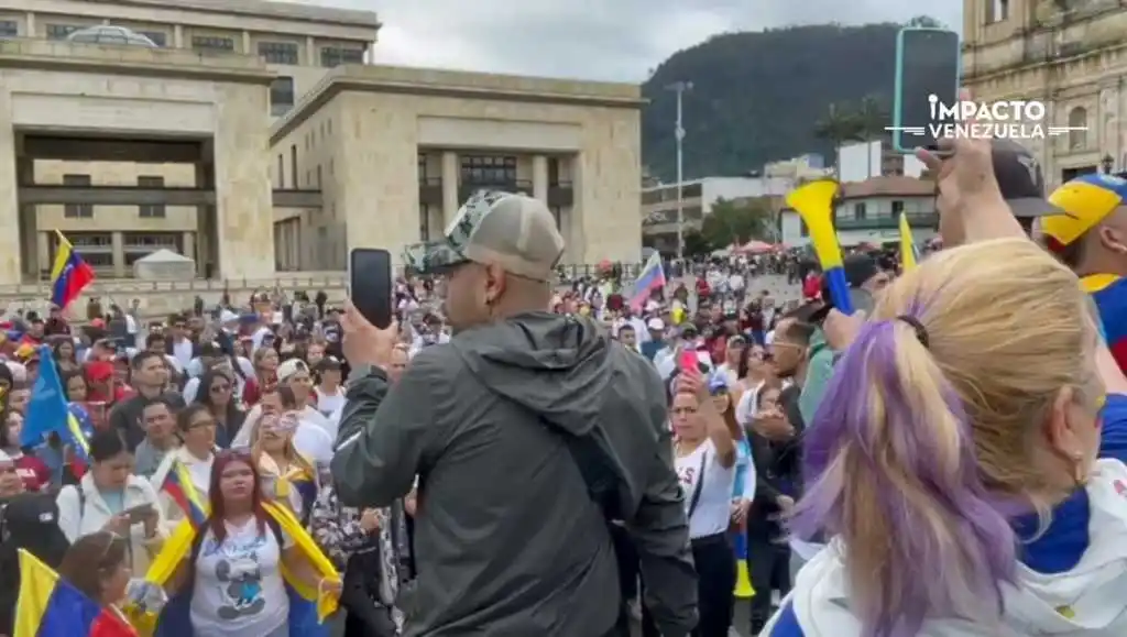 EN BOGOTÁ realizaron  la «CARAVANA DE LA LIBERTAD» a favor de Edmundo González Urrutia (+Videos)