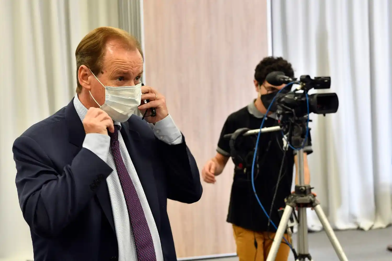 Por tercer día consecutivo, el gobernador Bordet continúa en el Hospital