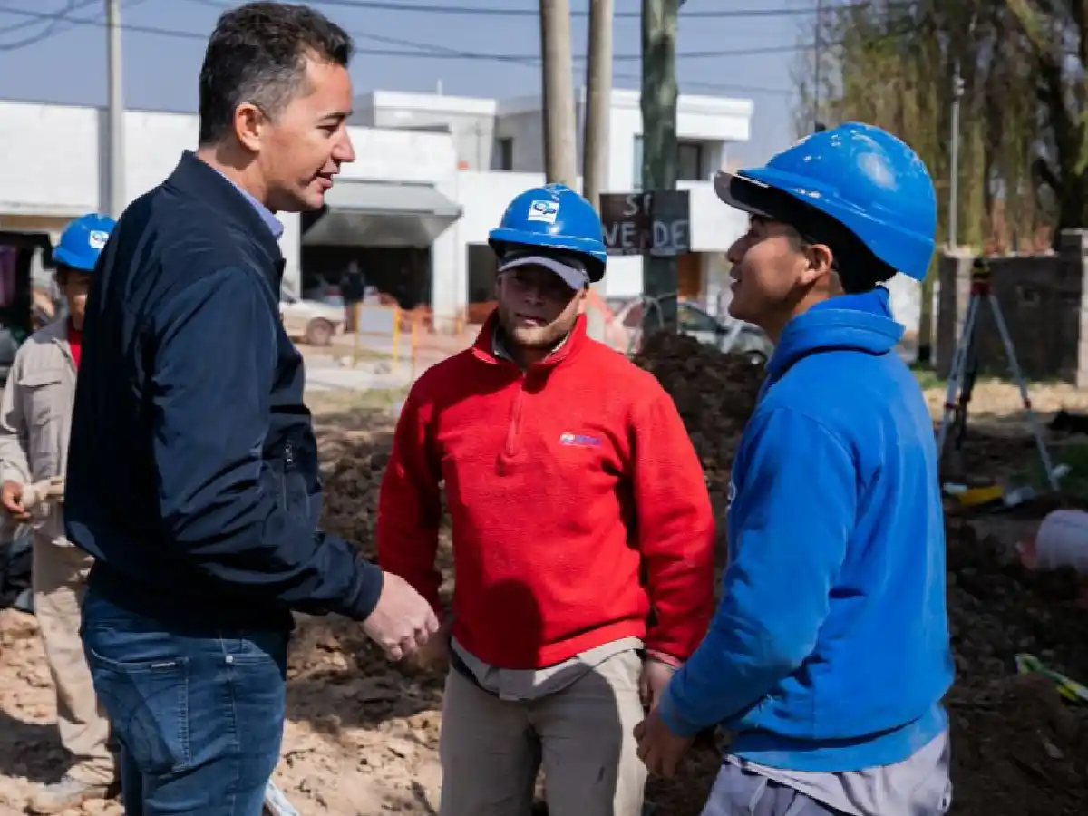 Manuel Calvo supervisó el avance de obras en el departamento San Justo