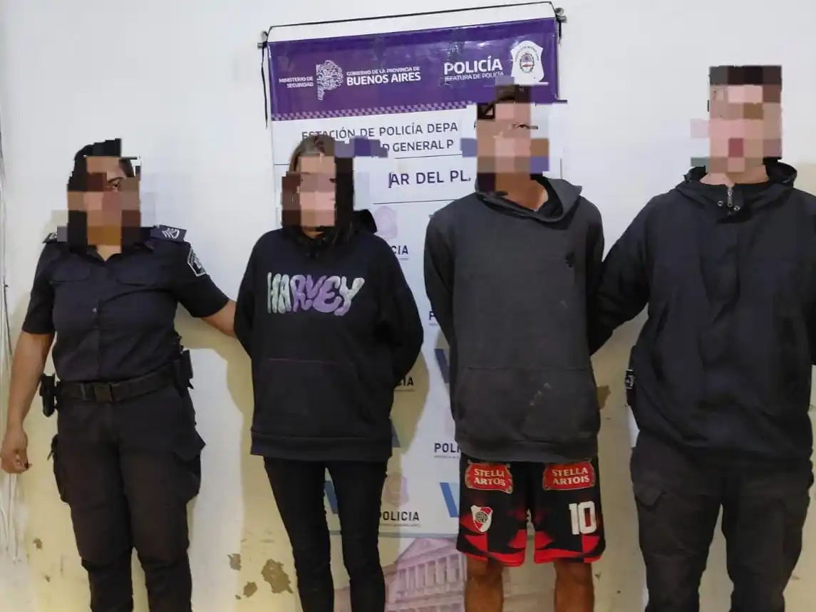 El hombre y la mujer fueron detenidos y trasladados a los penales de Batán.