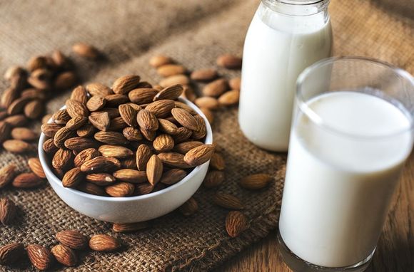 4 tipos de leches vegetales