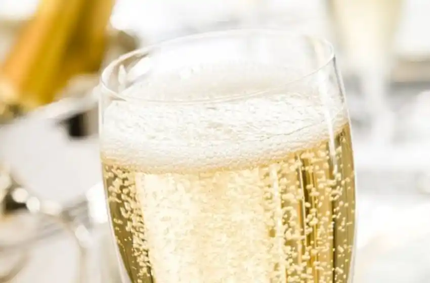 Se viene la cata de champagne virtual del Rotary Club a beneficio de estudiantes