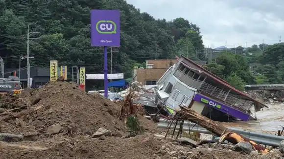 Al menos 14 muertos en Corea del Sur por intensas lluvias, deslizamientos e inundaciones