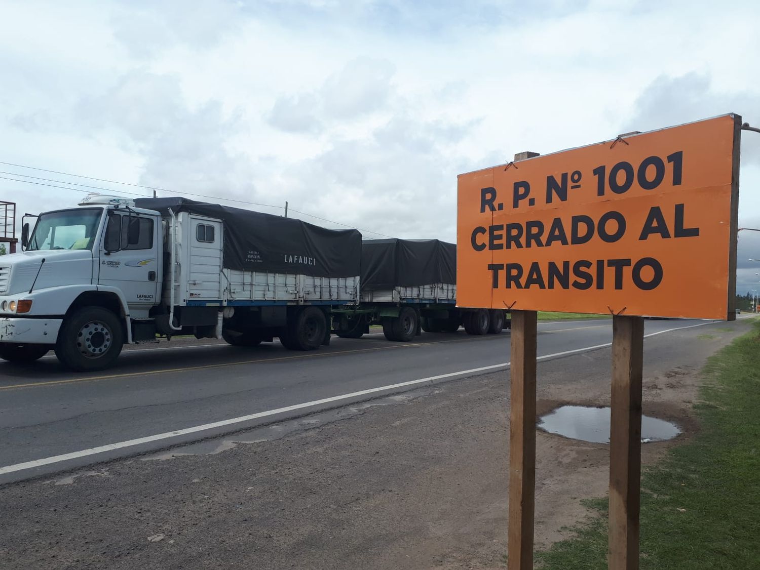 Ruta 1001 continúa cerrada al tránsito y la circulación es solo por 191