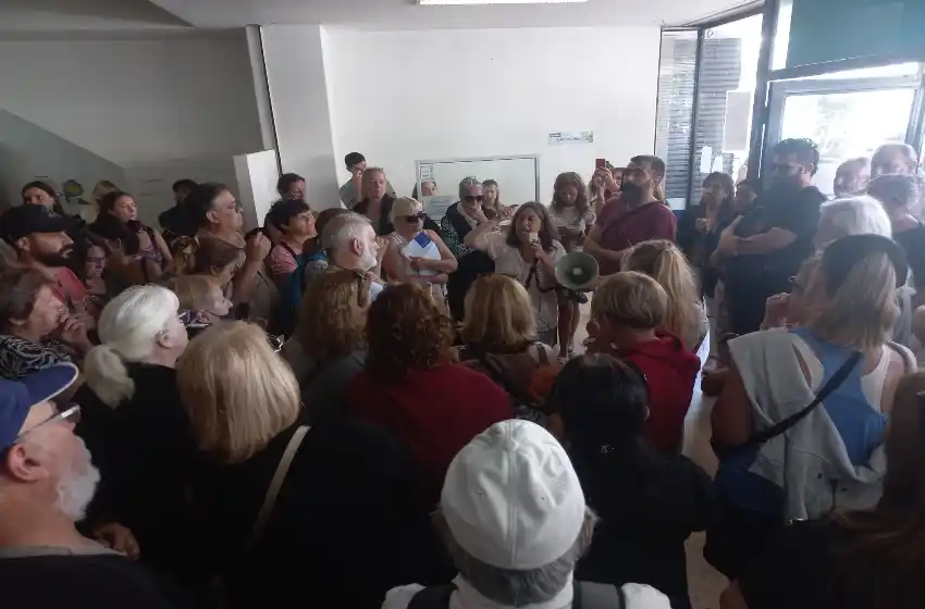 Llega al HCD el conflicto en IOMA