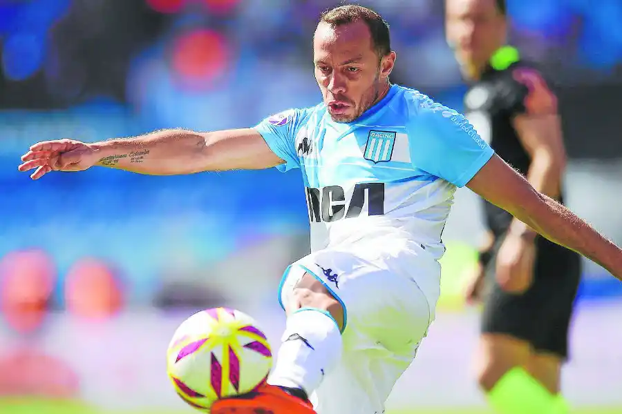 Marcelo Díaz está listo para volver en Racing
