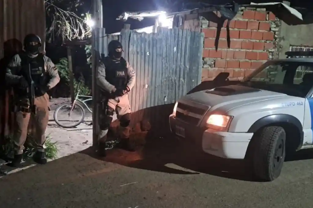 barra de colon detenido 4