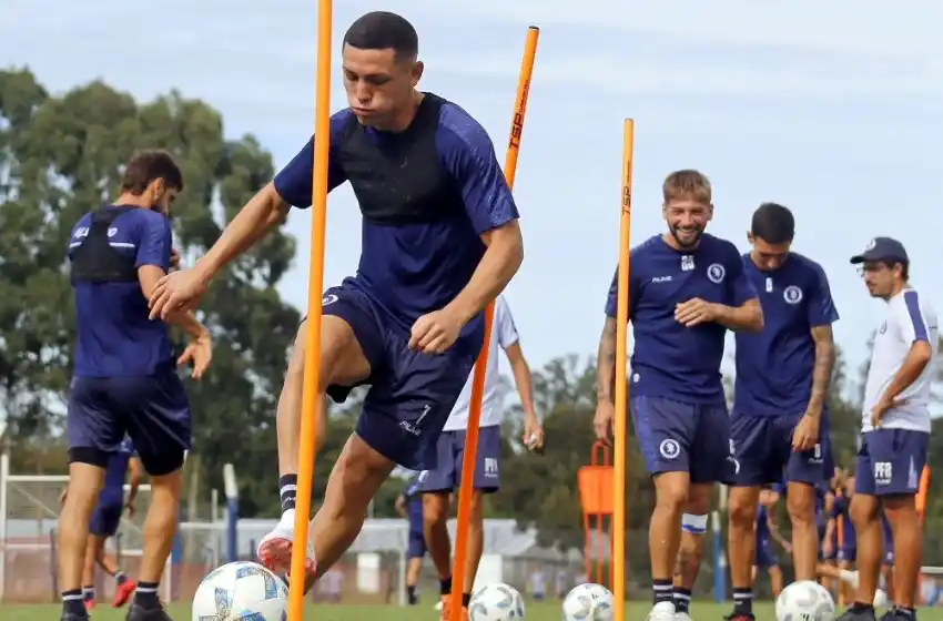 Un alta y dos bajas para Giganti antes de viajar