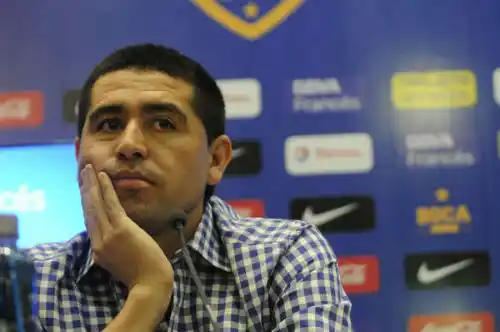 "Si el presidente quiere, en 30 segundos arreglamos mi renovación"