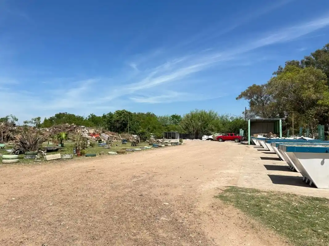 Instan a prevenir la formación de microbasurales y reforzar la separación de residuos