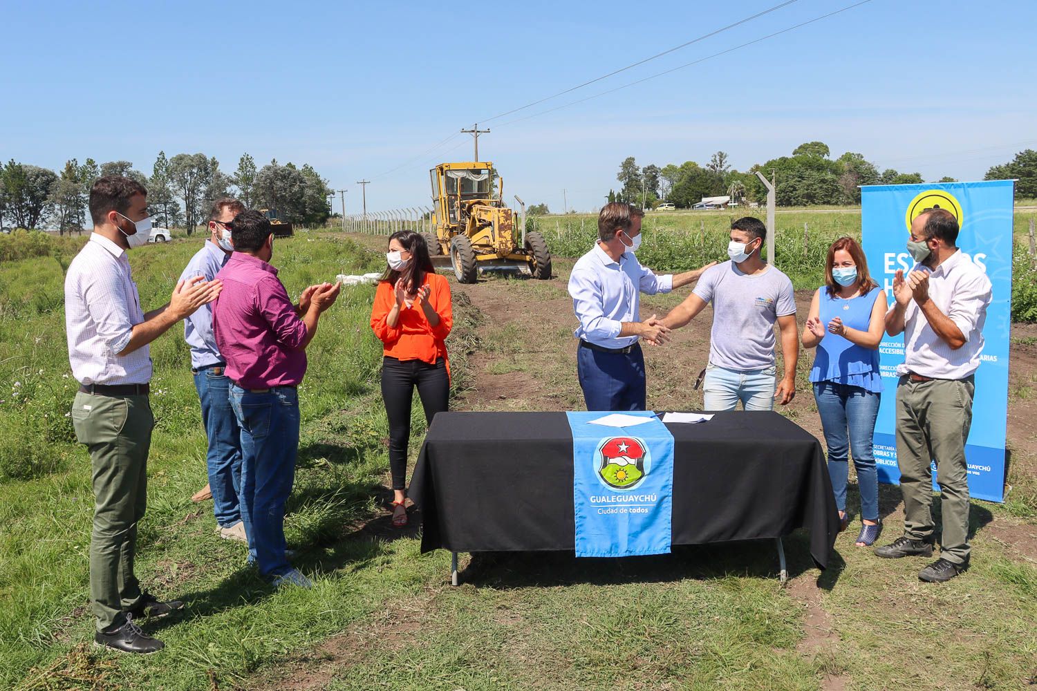 Piaggio firmó dos contratos para el avance del Parque Industrial Sustentable