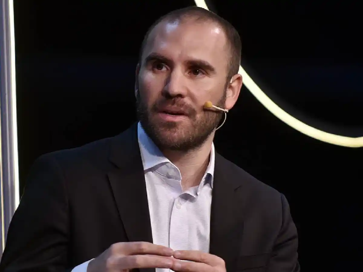 Guzmán afirma que no se analiza volver a cuarentena estricta