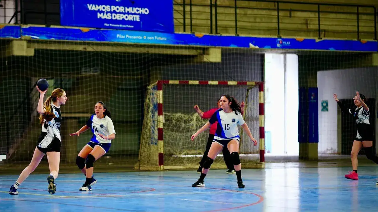 Handball en el Microestadio Rusticucci