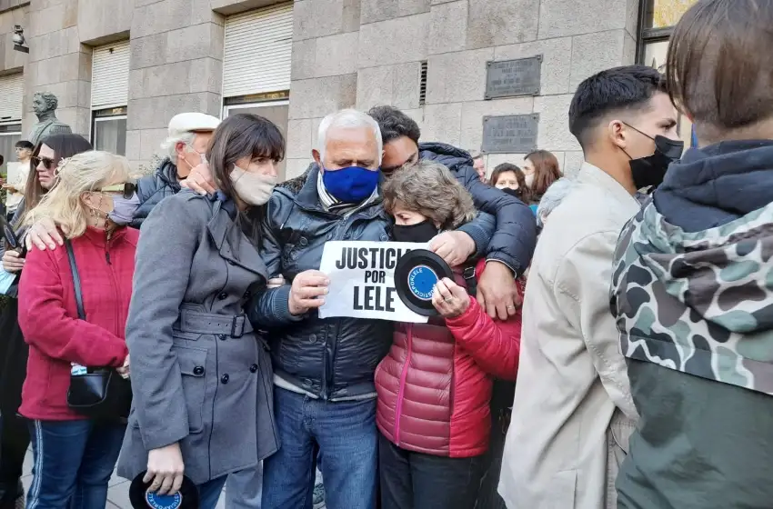 Multitudinaria movilización para pedir "Justicia por Lele"