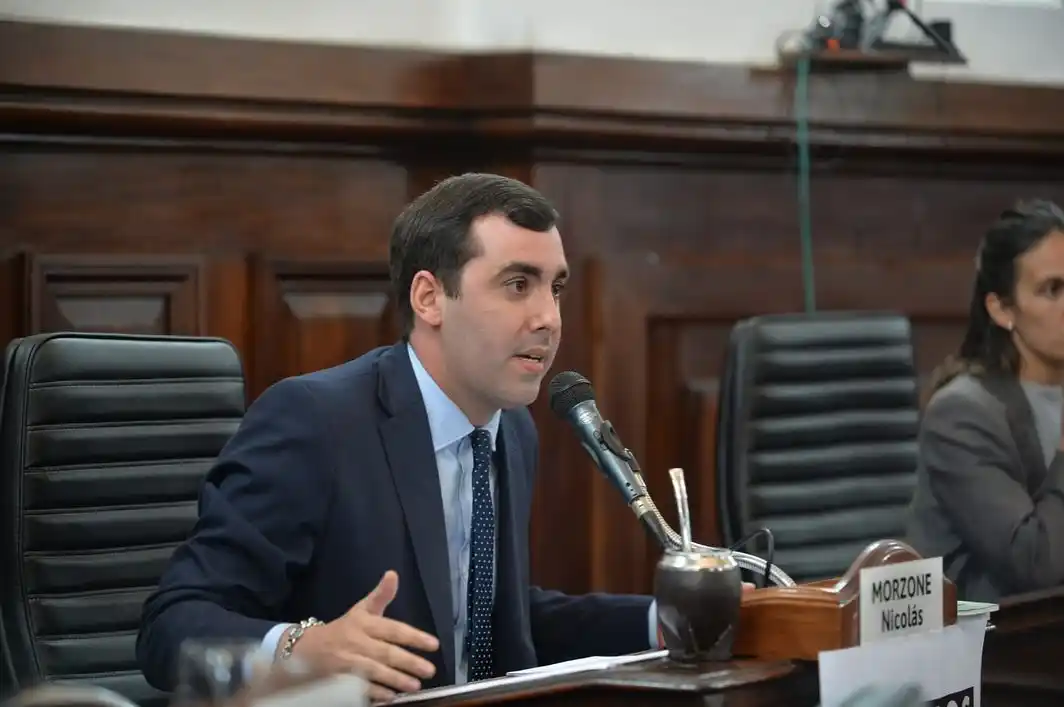 Polémica por el doble rol: un concejal platense se suma al gabinete de Jorge Macri en la Ciudad pero seguirá en su banca