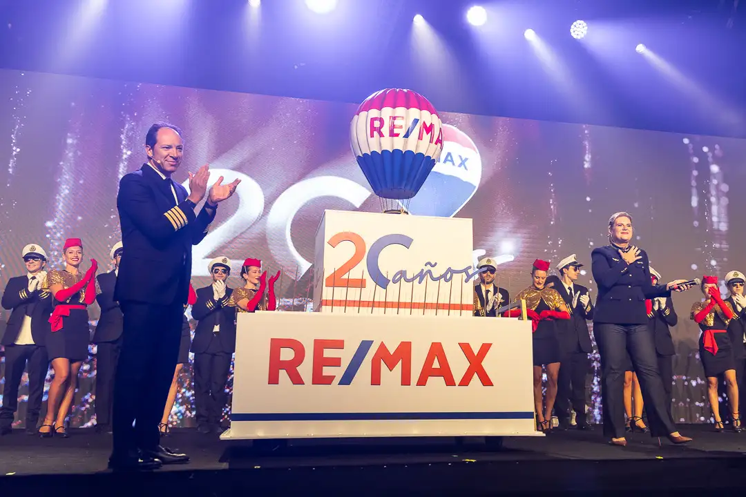 RE/MAX celebró su 20° aniversario.