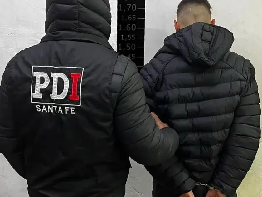 Detuvieron a un joven de 18 años por el crimen de un jubilado en Triángulo y Moderno.