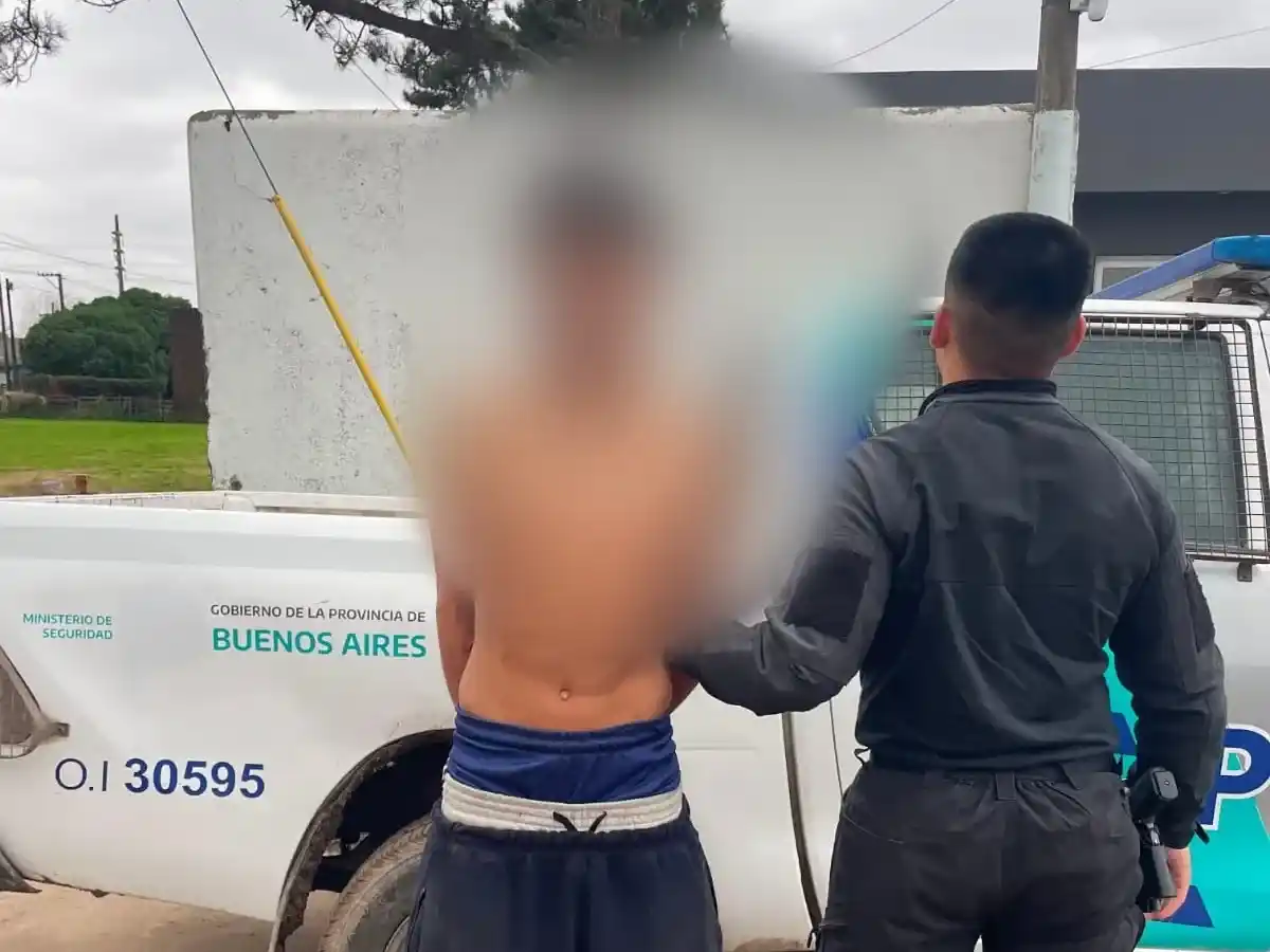 Intentó ocultarse en un galpón tras ingresar a una vivienda de Quequén, pero fue detenido