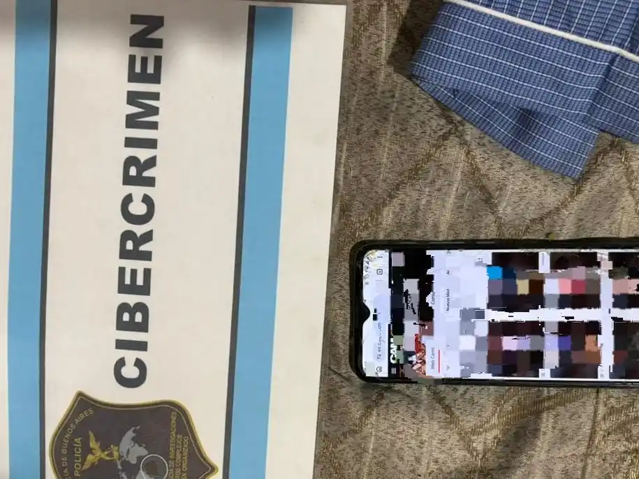 Detienen a hombre acusado de acosar en redes a docentes de Pilar