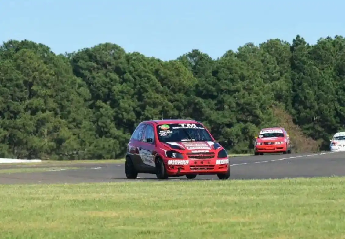 Festejos de Valentín Romani y Sebastián Reynoso en Concordia