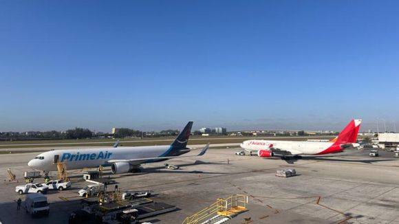 Avianca Cargo y Amazon Air activan puente aéreo diario entre Bogotá y Miami