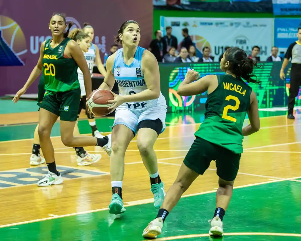 Con Isabella Boullón Faifer, Argentina derrotó a Brasil en el FIBA Américas de Yucatán