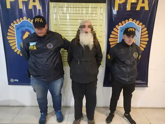 La Policía Federal Argentina llevó adelante un importante allanamiento por infracción a la Ley de Drogas en la ciudad de Mar del Plata.