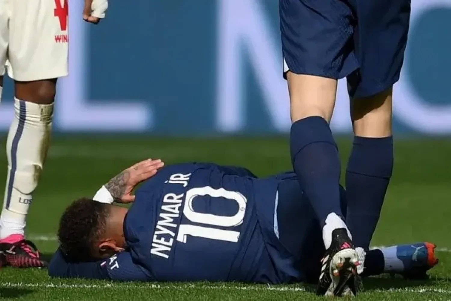 Neymar se pierde el resto de la temporada 