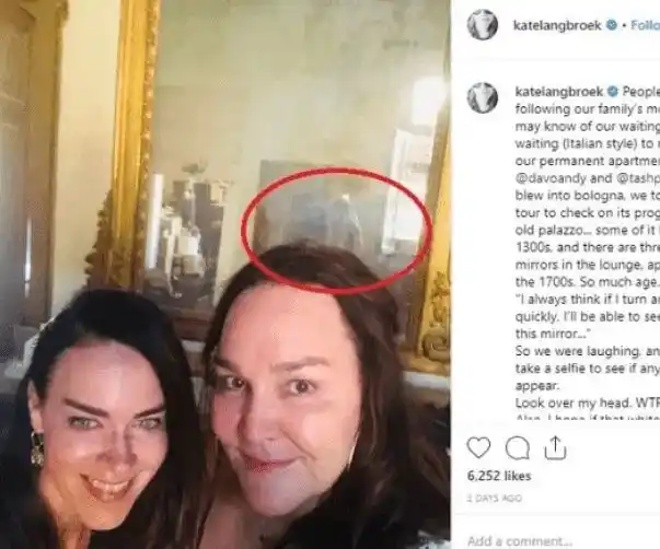 selfie paranormal - 2