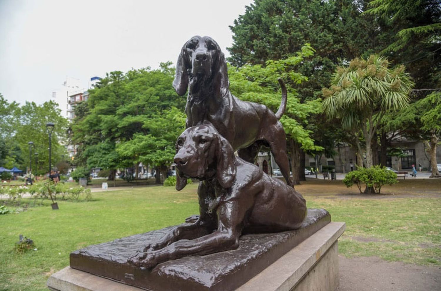 El Municipio comienza con las visitas guiadas por los monumentos escultóricos de la ciudad