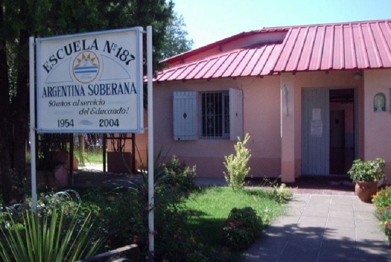 Hay 16 niños que quedaron afuera de todas las escuelas y la Escuela Nº 187 dispone de espacio físico para recibirlos