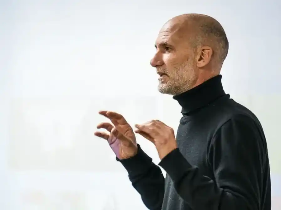 “Buscan un título en los medios para la campaña”, dijo Stopello sobre un subsidio de Cultura